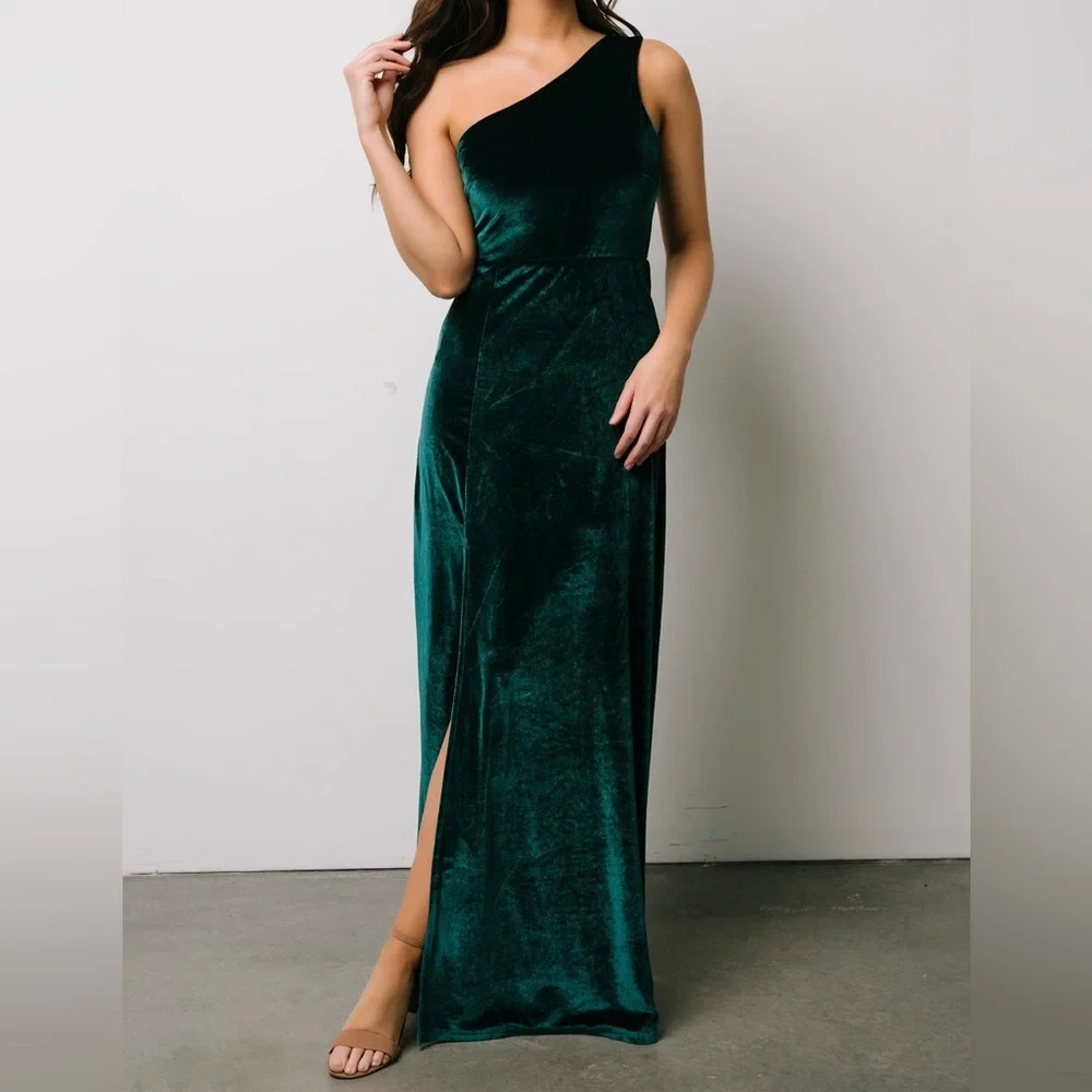 (Emerald Green) Tatiana Velvet One Shoulder Maxi Dress - Picture 5 of 13